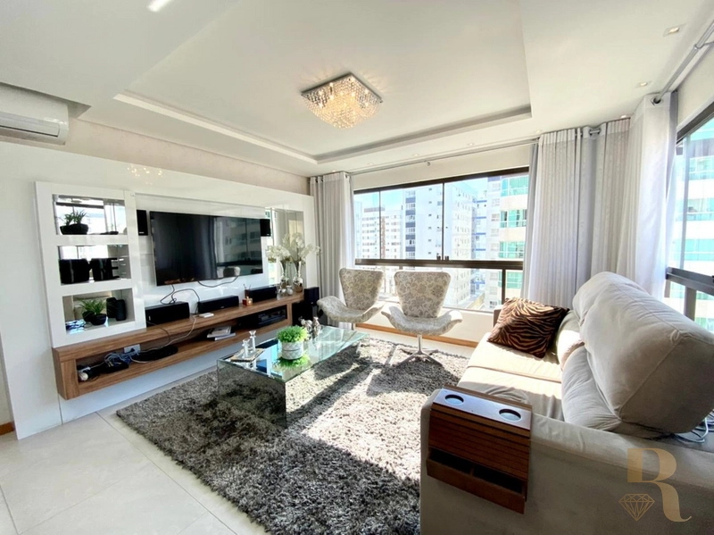 LINDO APTO DE 3 DORM. E VISTA MAR NA SANTINHA: 1ª foto da galeria de imagens do imóvel