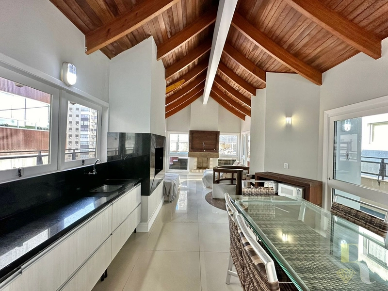 COBERTURA DUPLEX COM PISCINA À VENDA EM CAPÃO DA CANOA: 13ª foto da galeria de imagens do imóvel