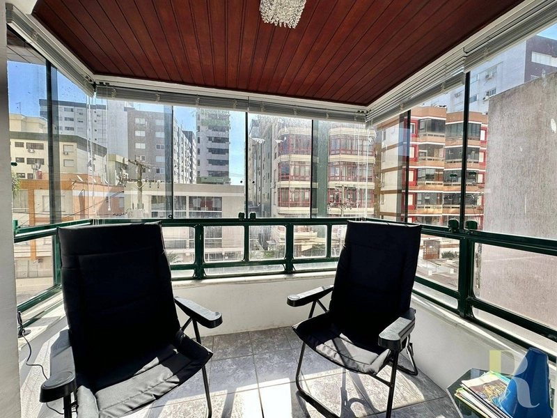 Apartamento 02 dormitórios de frente e junto á praça.: 14ª foto da galeria de imagens do imóvel