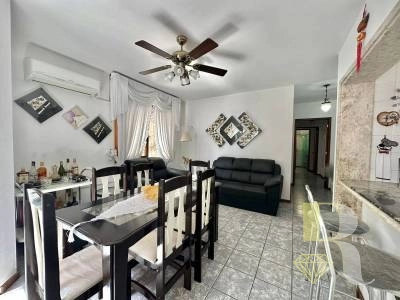 Apartamento 02 dormitórios de frente e junto á praça.: 3ª foto da galeria de imagens do imóvel