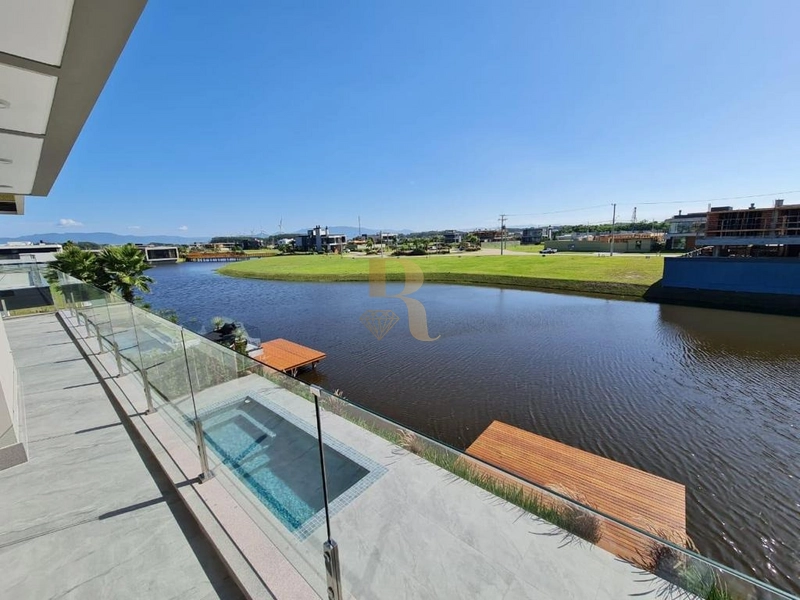 Magnifico Sobrado em Condominio Luxuso em Xangri-lá: 7ª foto da galeria de imagens do imóvel