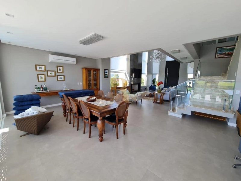 Magnifico Sobrado em Condominio Luxuso em Xangri-lá: 4ª foto da galeria de imagens do imóvel
