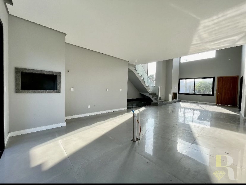 Casa com Projeto Contemporâneo: 3ª foto da galeria de imagens do imóvel
