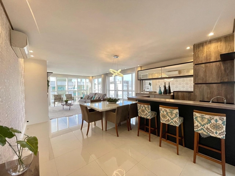 Sofisticação e Vista Deslumbrante!: 2ª foto da galeria de imagens do imóvel