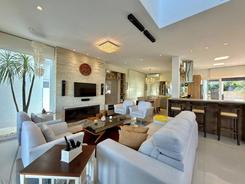 Condomínio Las Palmas – Sobrado Frente Lago à Venda: 7ª foto da galeria de imagens do imóvel