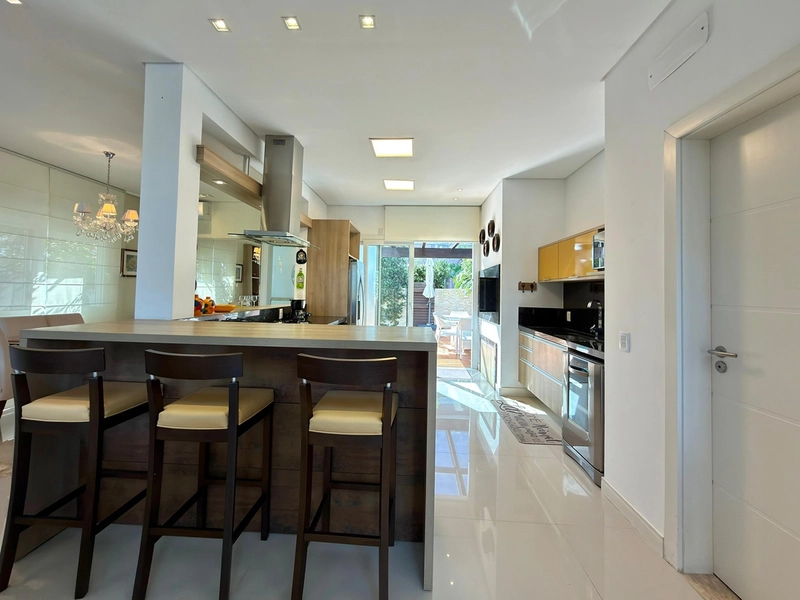 Condomínio Las Palmas – Sobrado Frente Lago à Venda: 15ª foto da galeria de imagens do imóvel