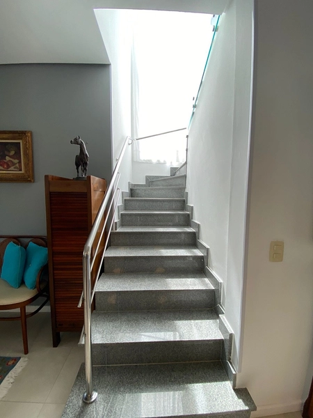 Conforto e integração: casa com 3 livings em condomínio exclusivo : 16ª foto da galeria de imagens do imóvel