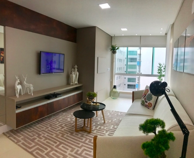 Mobiliado e decorado ( SOL da manhã ): 1ª foto da galeria de imagens do imóvel