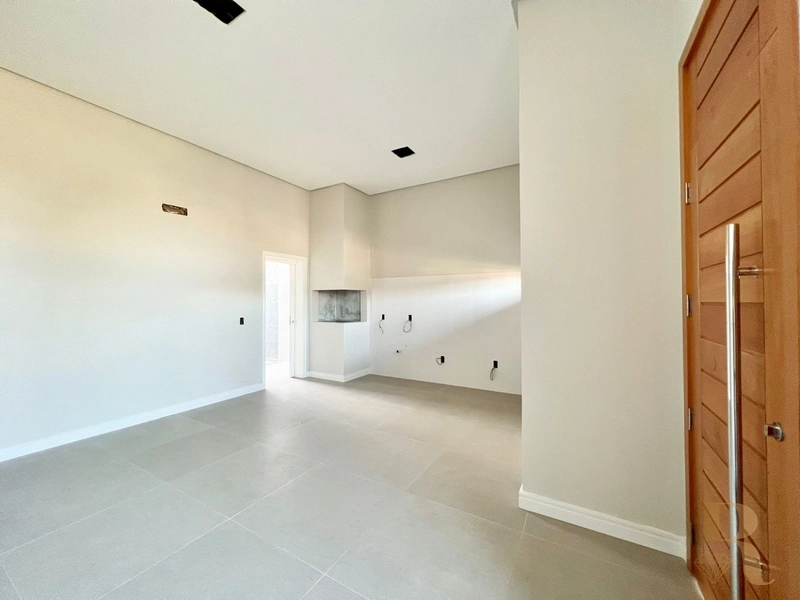 Casa em Avenida próxima ao mar: 11ª foto da galeria de imagens do imóvel