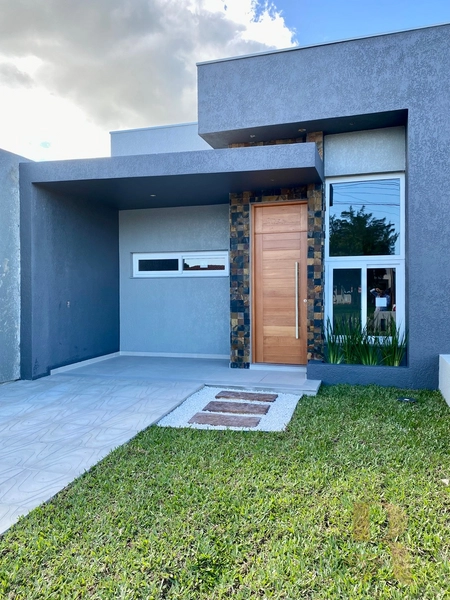 Casa em Avenida próxima ao mar: 3ª foto da galeria de imagens do imóvel