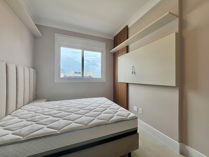 Vista liberado praça da igreja!: 11ª foto da galeria de imagens do imóvel