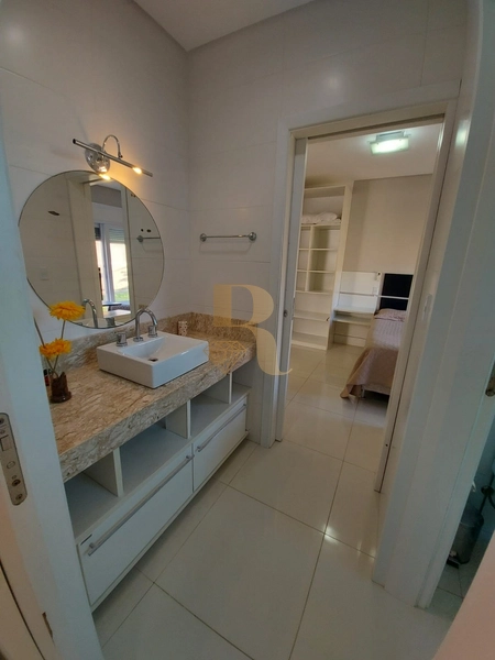 Casa condomínio com psicina: 28ª foto da galeria de imagens do imóvel