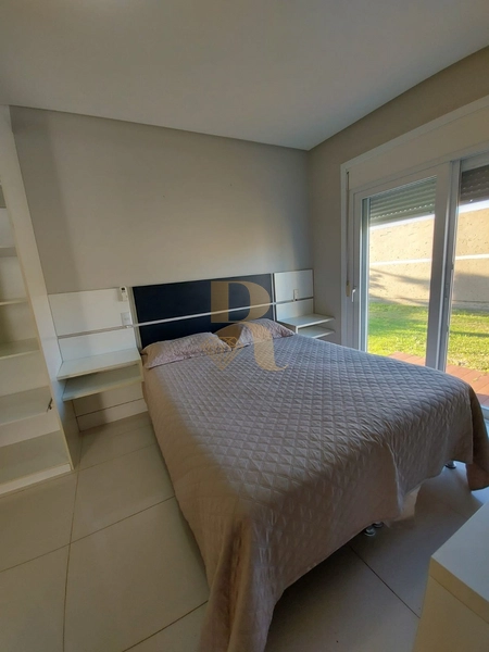 Casa condomínio com psicina: 25ª foto da galeria de imagens do imóvel