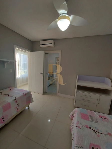 Casa condomínio com psicina: 29ª foto da galeria de imagens do imóvel