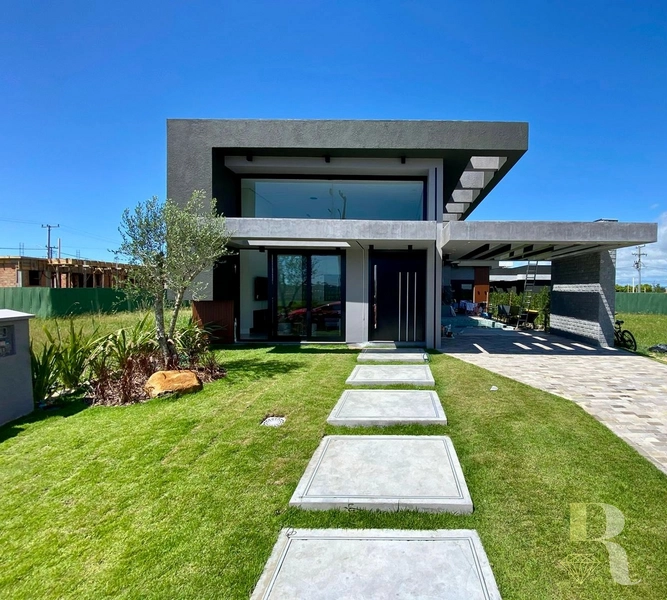 Casa com Piscina no Cond. mais procurado de Capão: 2ª foto da galeria de imagens do imóvel