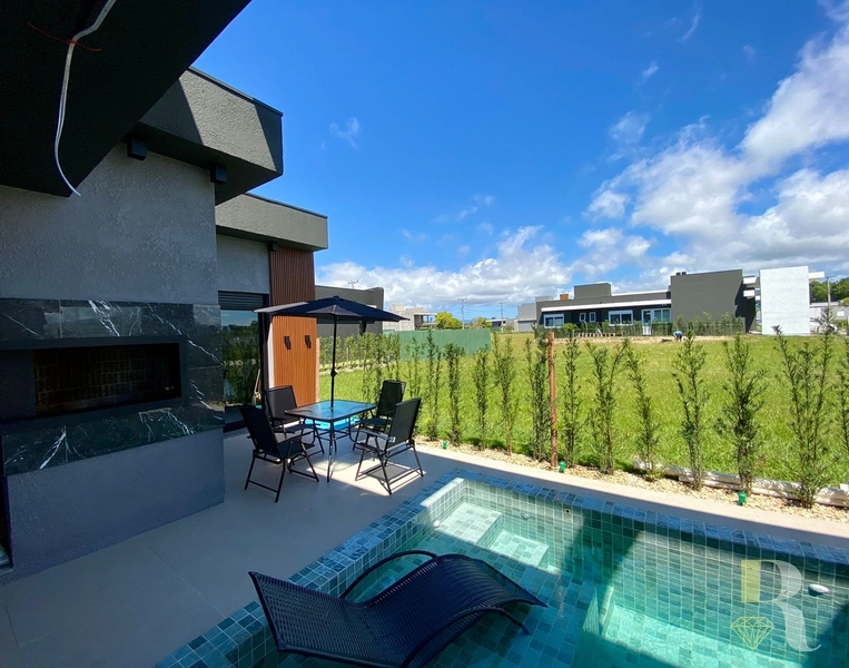 Casa com Piscina no Cond. mais procurado de Capão: 7ª foto da galeria de imagens do imóvel