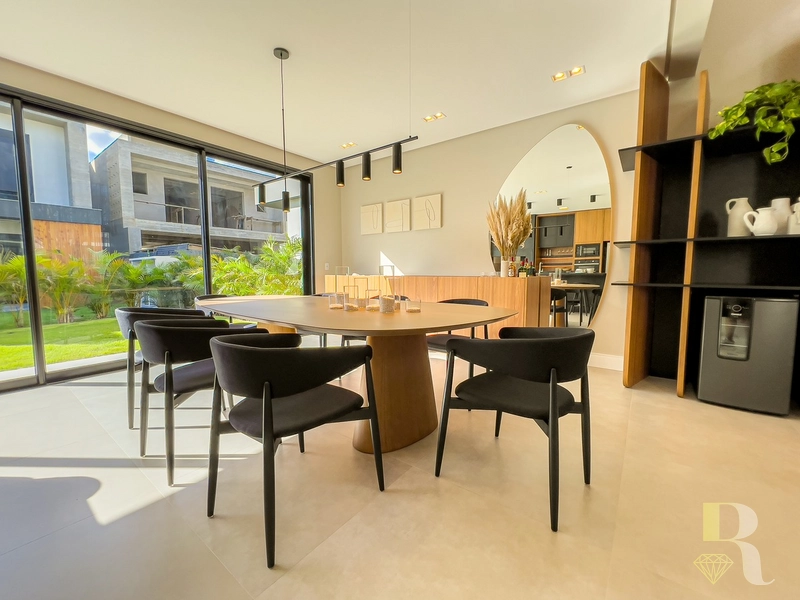 Excelente casa em 72 Cond. Fechado: 18ª foto da galeria de imagens do imóvel