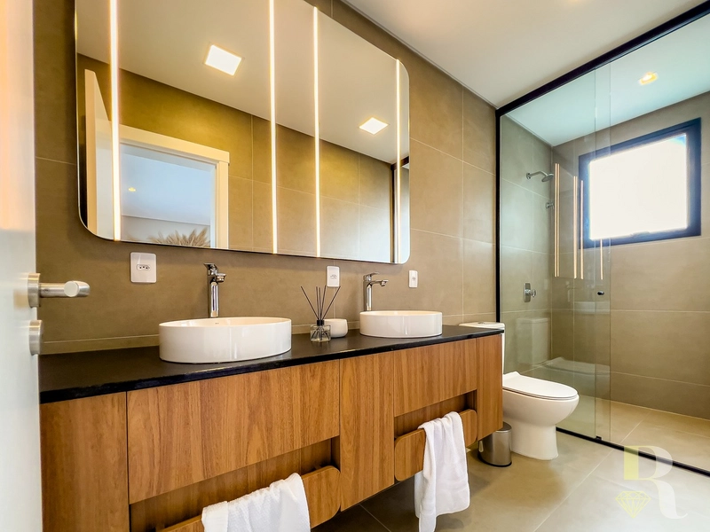 Excelente casa em 72 Cond. Fechado: 13ª foto da galeria de imagens do imóvel