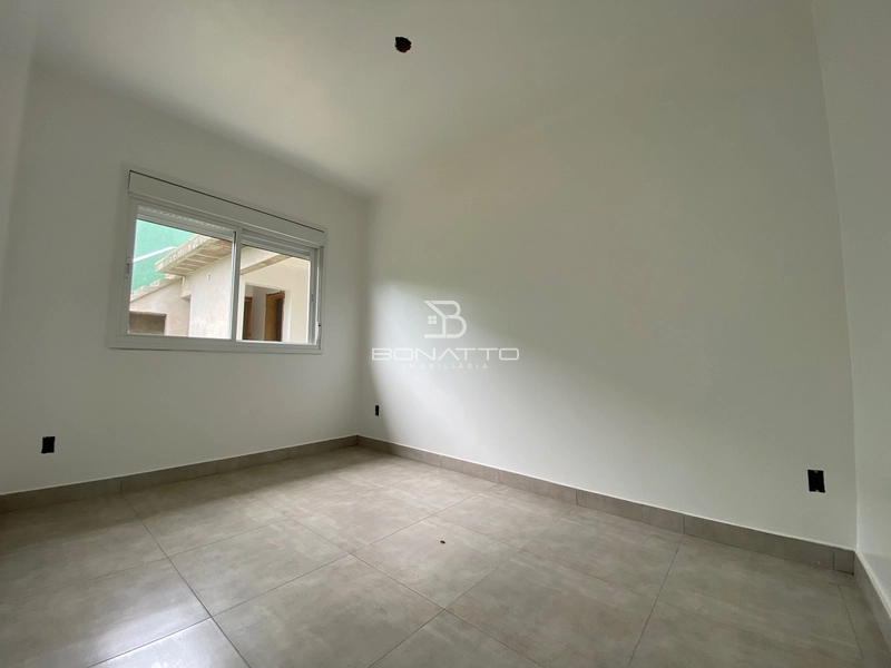 Casa em Atlântida Sul: 4ª foto da galeria de imagens do imóvel
