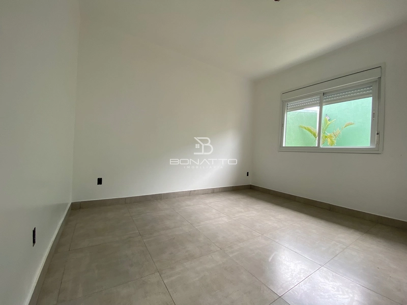 Casa em Atlântida Sul: 2ª foto da galeria de imagens do imóvel