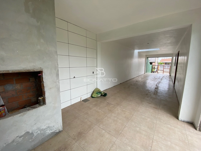 Casa em Atlântida Sul: 13ª foto da galeria de imagens do imóvel
