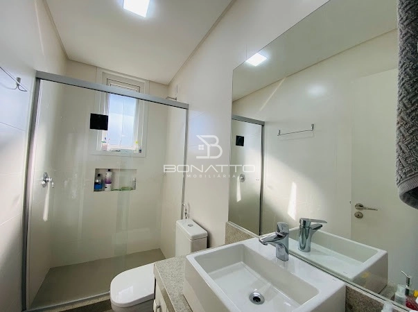 Sobrado com piscina: 9ª foto da galeria de imagens do imóvel