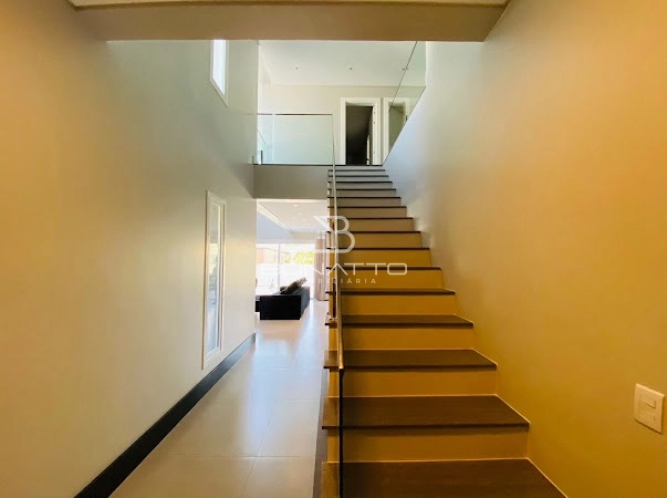 Sobrado com piscina: 4ª foto da galeria de imagens do imóvel