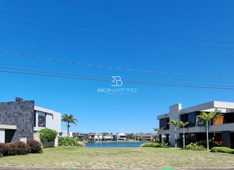 Terreno à venda beira lago: 2ª foto da galeria de imagens do imóvel