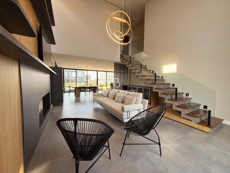 Espetacular casa mobiliada, beira lago com piscina.: 7ª foto da galeria de imagens do imóvel