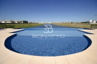 Terreno à venda beira lago: 1ª foto da galeria de imagens do imóvel