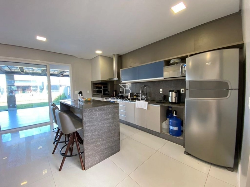 Casa com 3 suites no Condomínio Riviera: 5ª foto da galeria de imagens do imóvel