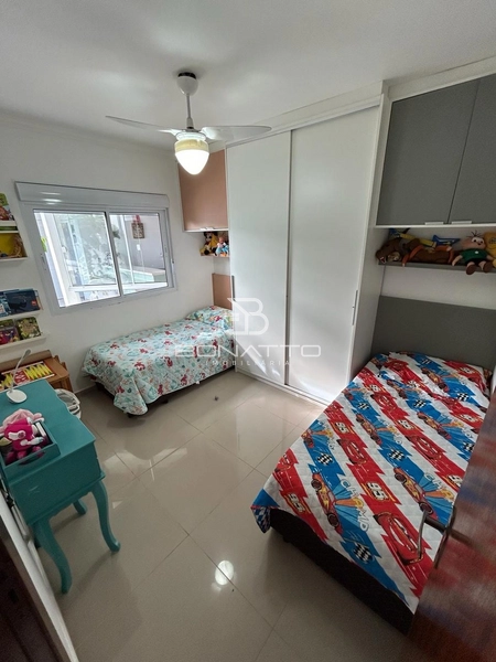 Casa com piscina: 15ª foto da galeria de imagens do imóvel