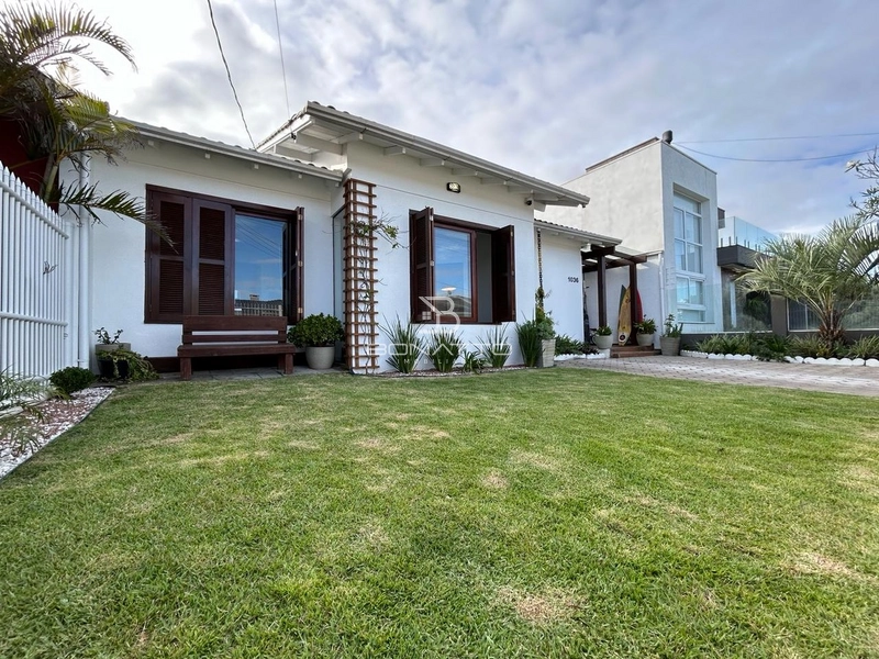 Casa com piscina: 14ª foto da galeria de imagens do imóvel