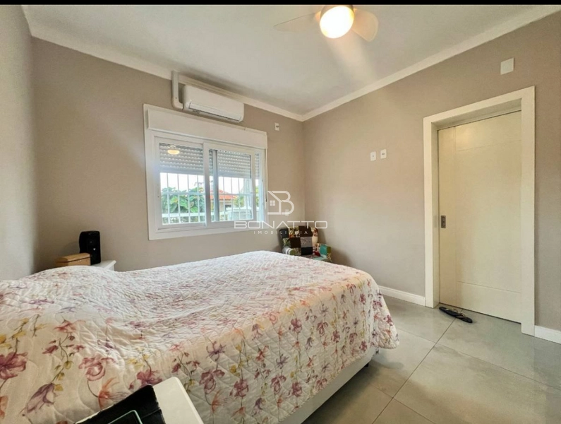 Casa à venda  em Atlântida Sul, com 3 dormitórios, frente leste: 12ª foto da galeria de imagens do imóvel