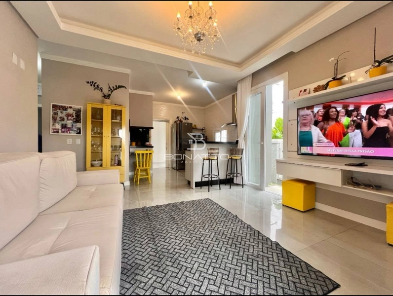 Casa à venda  em Atlântida Sul, com 3 dormitórios, frente leste: 7ª foto da galeria de imagens do imóvel