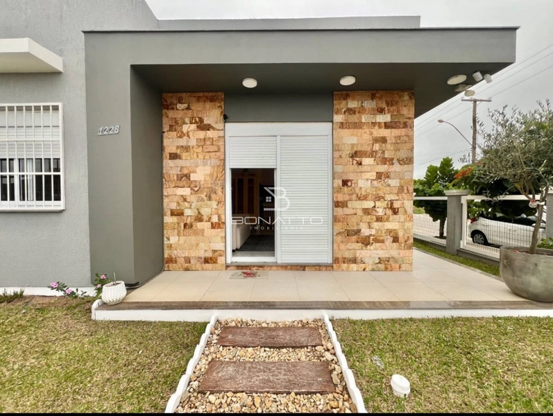 Casa à venda  em Atlântida Sul, com 3 dormitórios, frente leste: 13ª foto da galeria de imagens do imóvel