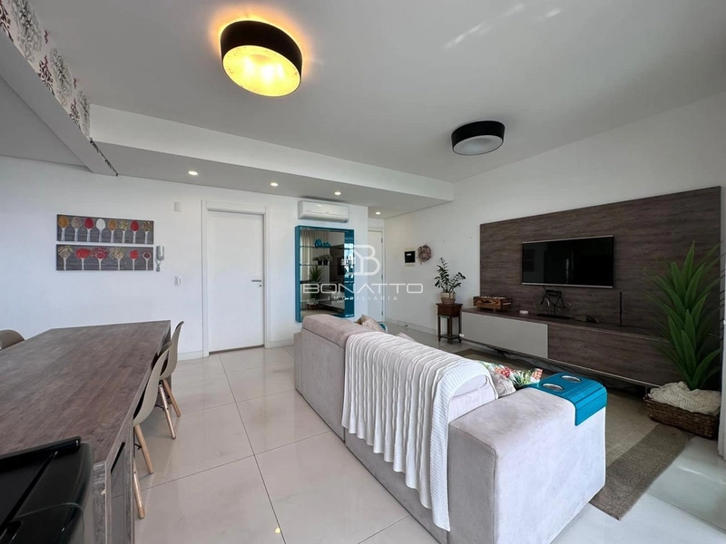 Duplex beira lago: 25ª foto da galeria de imagens do imóvel