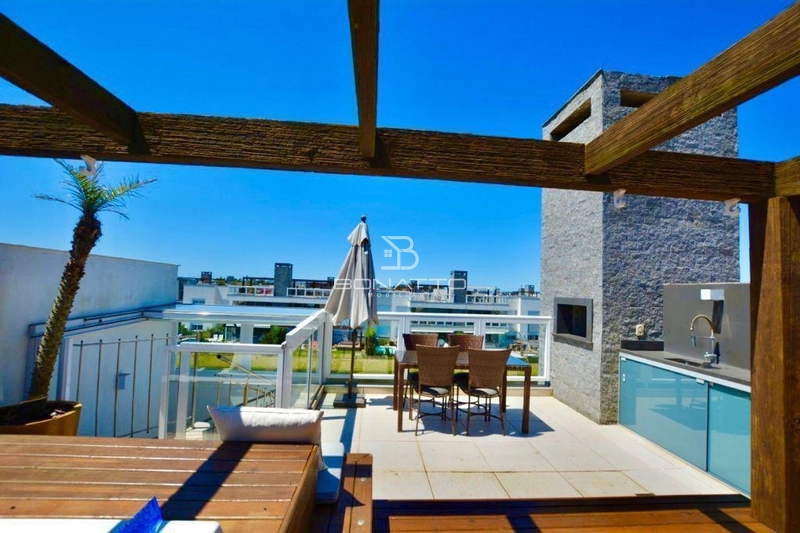 Duplex beira lago: 10ª foto da galeria de imagens do imóvel
