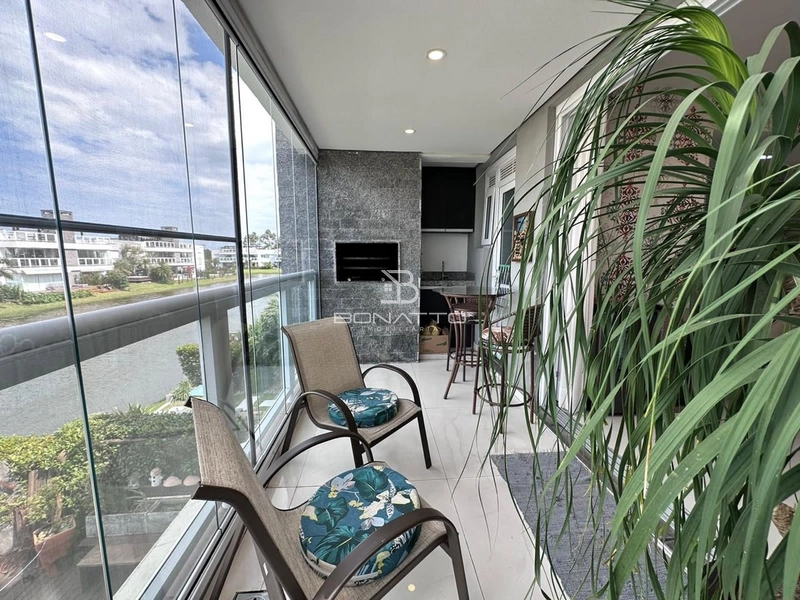 Duplex beira lago: 5ª foto da galeria de imagens do imóvel