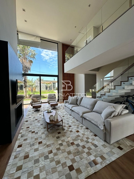 Sobrado à venda com 4 suites: 4ª foto da galeria de imagens do imóvel