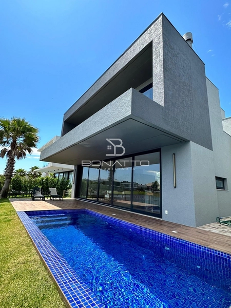 Sobrado à venda com 4 suites: 2ª foto da galeria de imagens do imóvel