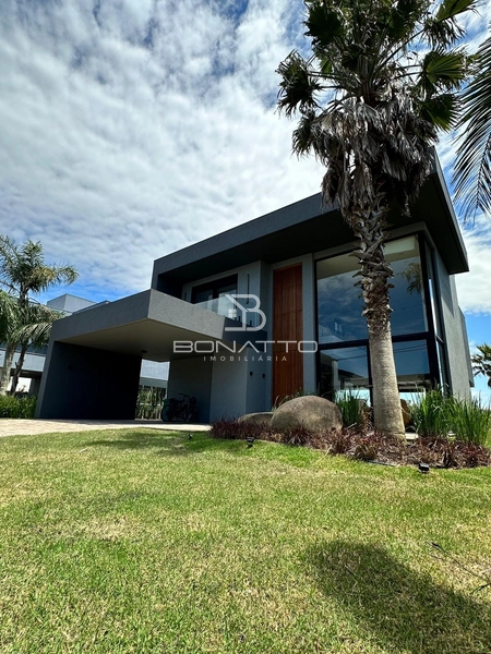 Sobrado à venda com 4 suites: 1ª foto da galeria de imagens do imóvel
