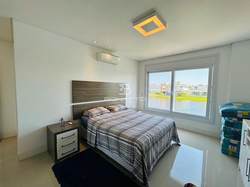 Sobrado a venda com 4 suites beira lago - Condominio Enseada Lagos: 15ª foto da galeria de imagens do imóvel