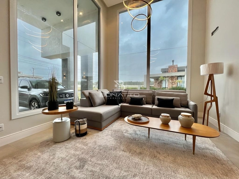 Casa no condomínio Costa Serena, mobiliada e decorada, beira lago: 14ª foto da galeria de imagens do imóvel