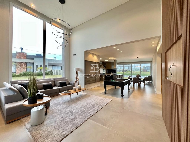 Casa no condomínio Costa Serena, mobiliada e decorada, beira lago: 13ª foto da galeria de imagens do imóvel