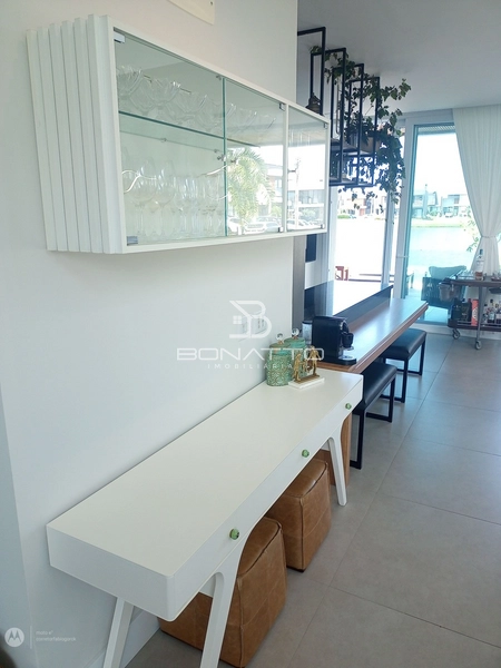 Casa Espetacular Beira Lago: 14ª foto da galeria de imagens do imóvel