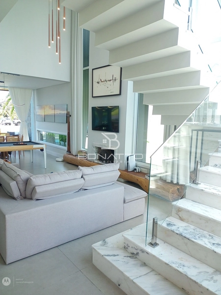 Casa Espetacular Beira Lago: 25ª foto da galeria de imagens do imóvel