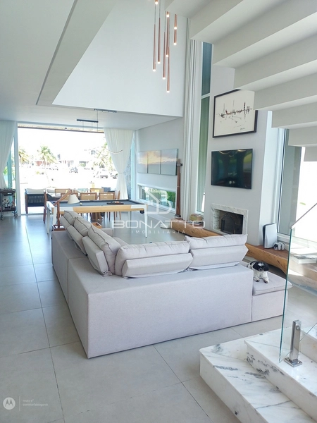 Casa Espetacular Beira Lago: 12ª foto da galeria de imagens do imóvel