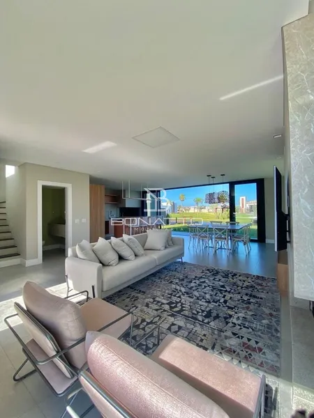 Casa Beira Lago: 4ª foto da galeria de imagens do imóvel