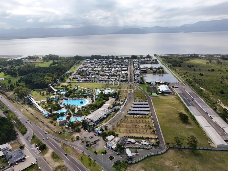 Velas da Marina beira da lagoa: 54ª foto da galeria de imagens do imóvel